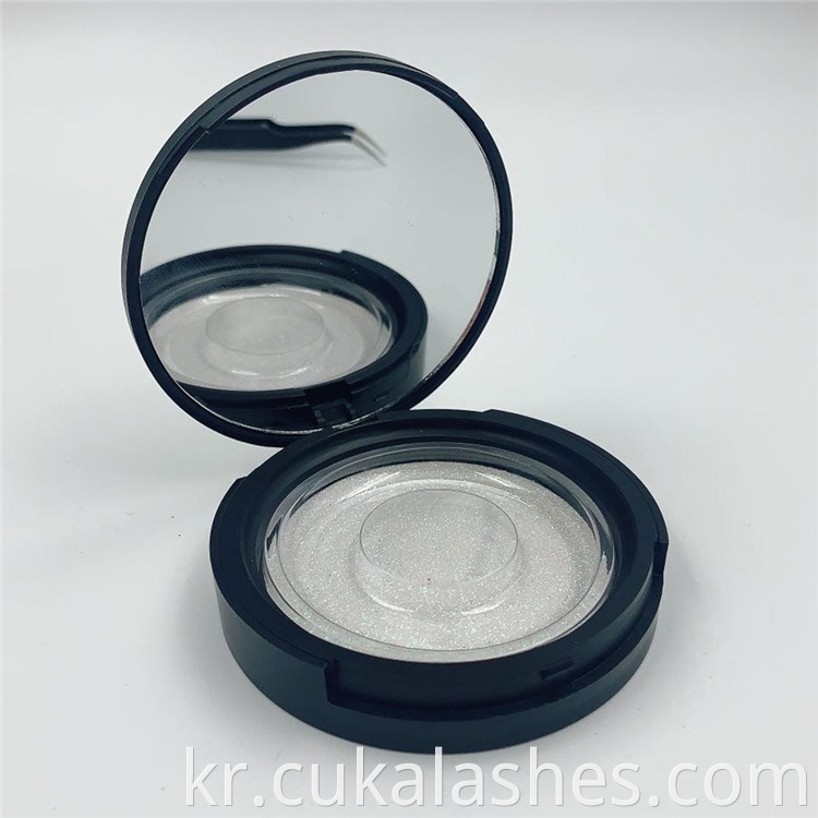 round lash box